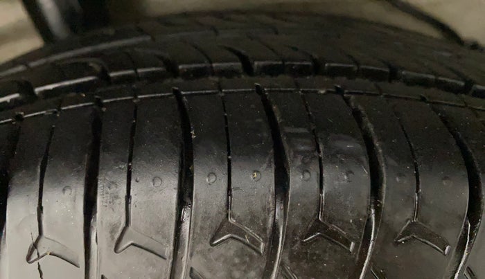 2020 Maruti Celerio VXI CNG, CNG, Manual, 72,995 km, Right Rear Tyre Tread