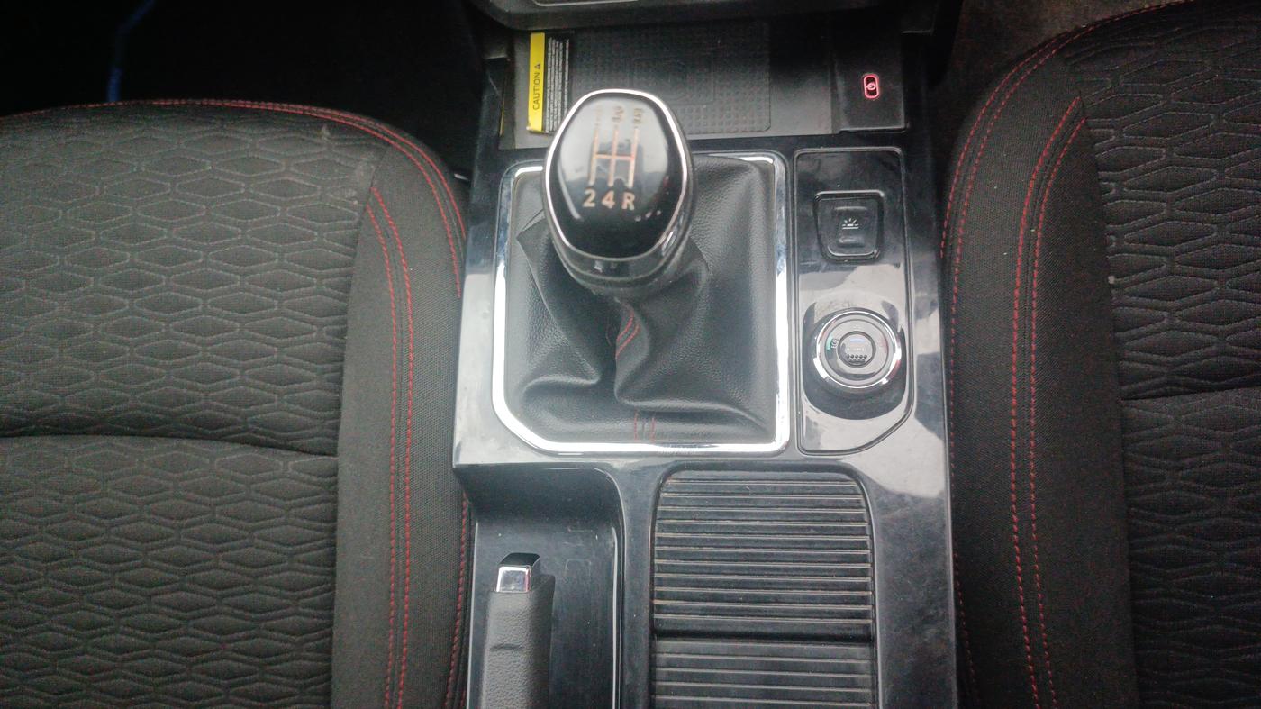 2022 Renault Kiger RXZ TURBO MT, Petrol, Manual, 56,752 km, Gear Lever