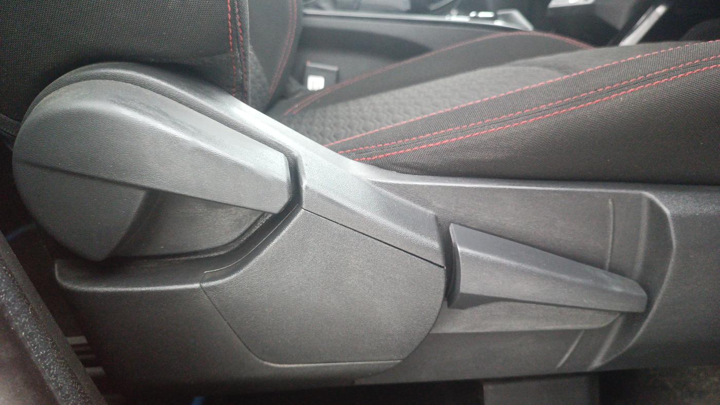 2022 Renault Kiger RXZ TURBO MT, Petrol, Manual, 56,752 km, Driver Side Adjustment Panel