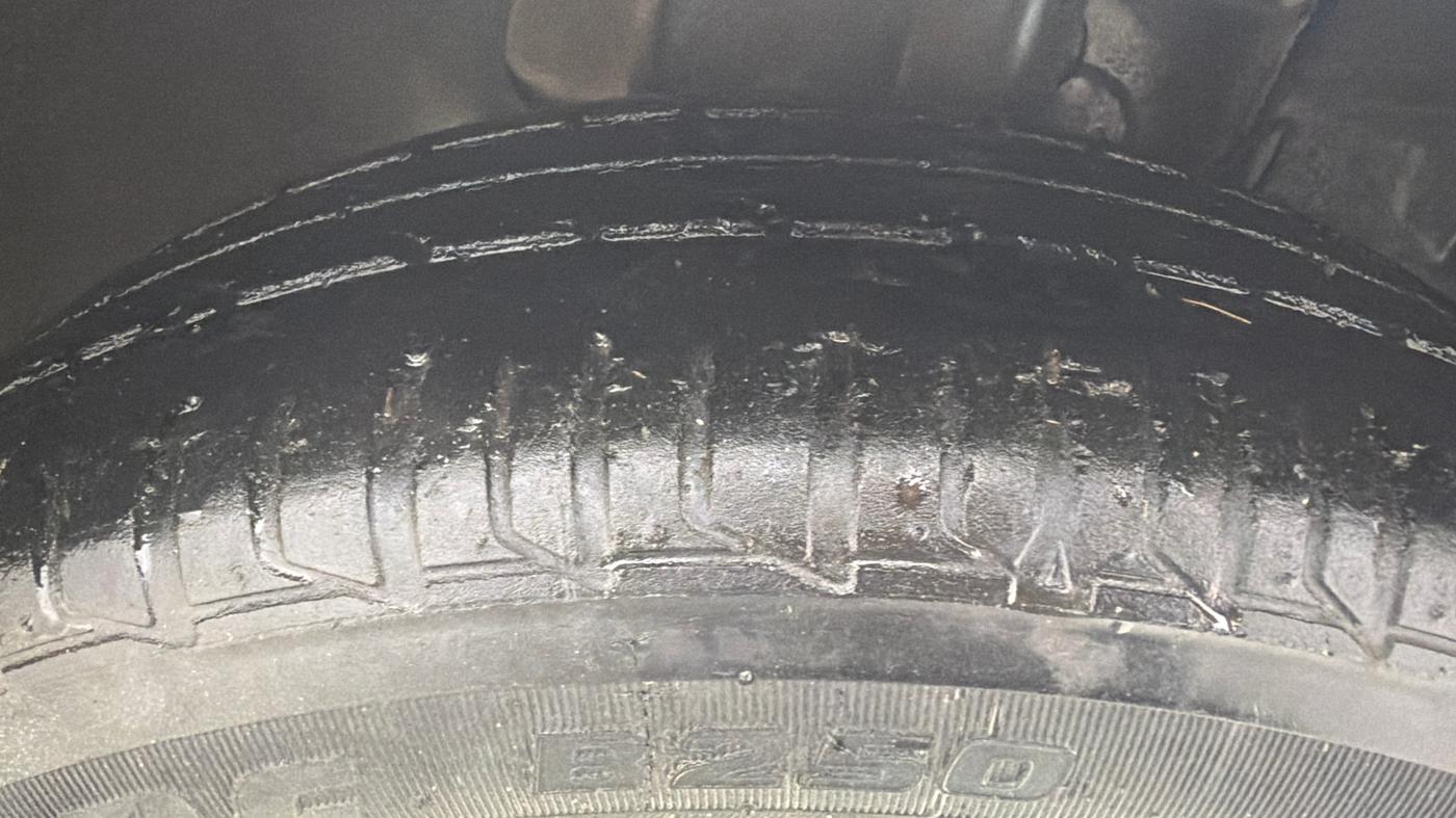 2022 Tata Tiago XZ PLUS CNG, CNG, Manual, 31,190 km, Right Front Tyre Tread