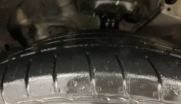 2021 KIA SELTOS HTX IVT 1.5 PETROL, Petrol, Automatic, 41,039 km, Left Front Tyre Tread