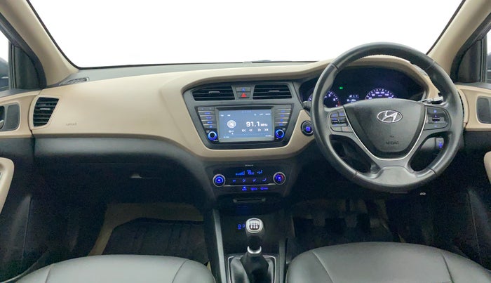 2017 Hyundai Elite i20 ASTA 1.2 (O), Petrol, Manual, 87,424 km, Dashboard