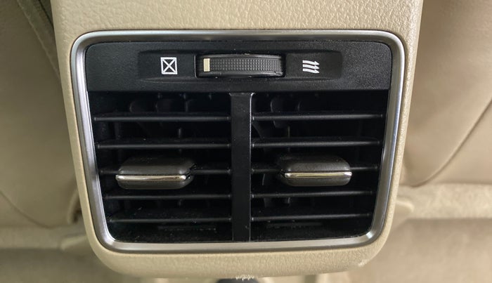 2016 Maruti Ciaz ZDI+ SHVS, Diesel, Manual, 82,391 km, Rear AC Vents