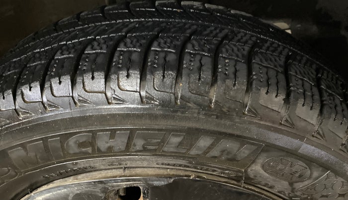 2021 Maruti New Wagon-R LXI CNG 1.0, CNG, Manual, 63,135 km, Right Front Tyre Tread