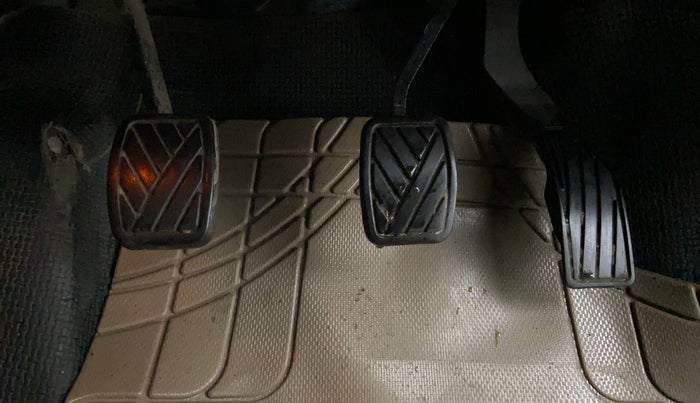 2016 Maruti Vitara Brezza ZDI, Diesel, Manual, 1,01,092 km, Pedals