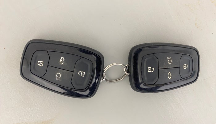 2022 Tata NEXON XZ PLUS PETROL SUNROOF, Petrol, Manual, 45,267 km, Key Close Up