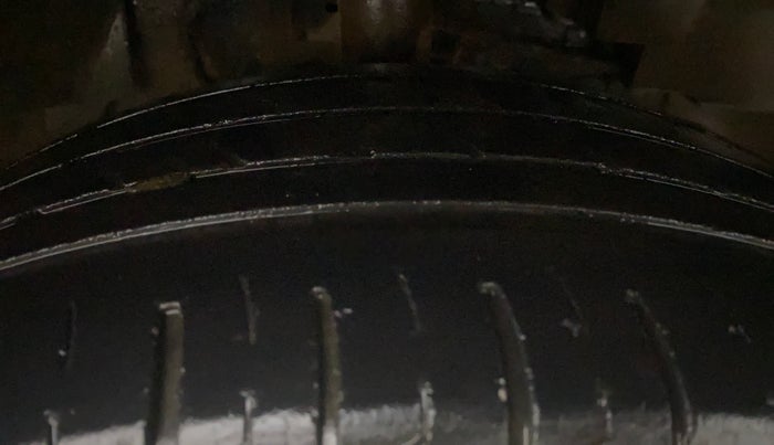 2022 Tata NEXON XZ PLUS PETROL SUNROOF, Petrol, Manual, 45,267 km, Right Front Tyre Tread