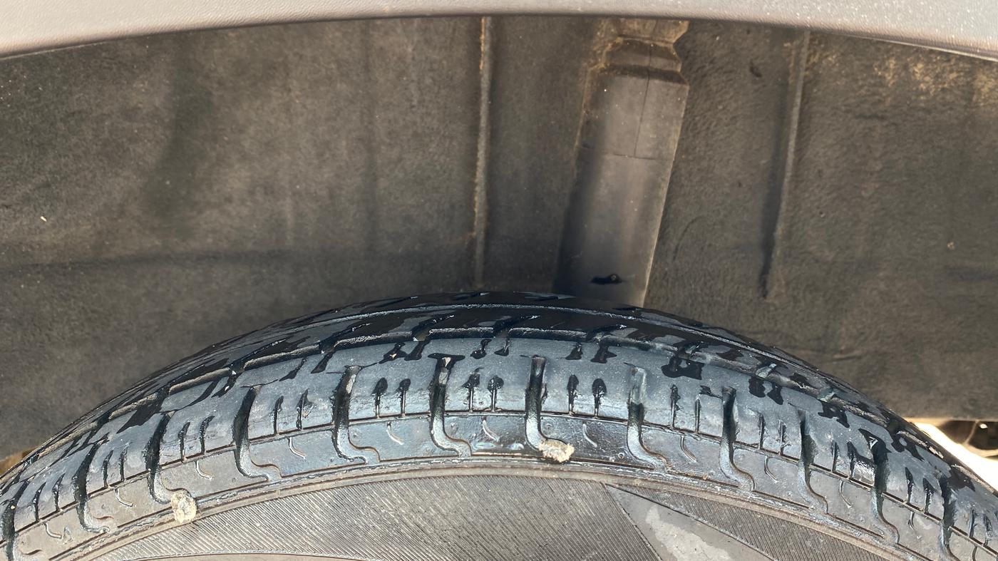 2017 Renault Kwid RXT 1.0, Petrol, Manual, 22,039 km, Left Rear Tyre Tread