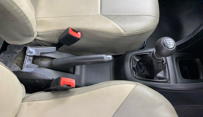 2013 Maruti Swift VXI, Petrol, Manual, 39,199 km, Gear Lever