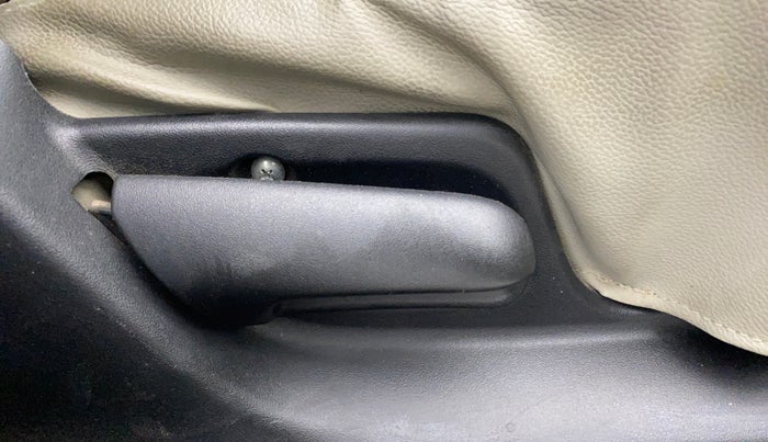 2013 Maruti Swift VXI, Petrol, Manual, 39,199 km, Driver Side Adjustment Panel