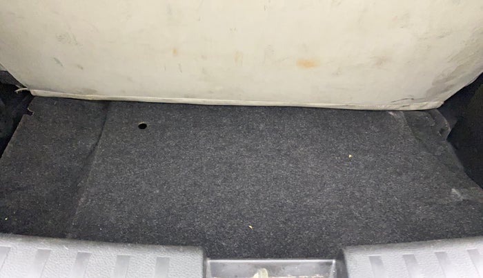 2013 Maruti Swift VXI, Petrol, Manual, 39,199 km, Boot Inside