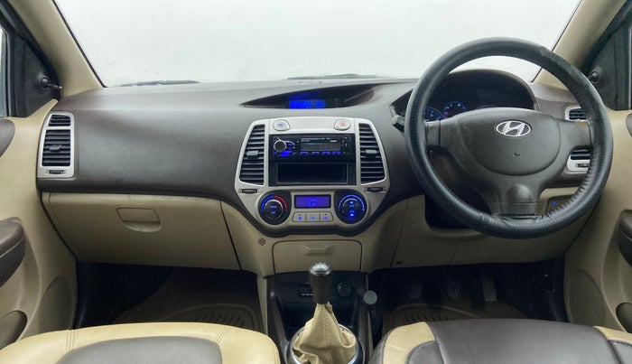 2010 Hyundai i20 MAGNA (O) 1.2, Petrol, Manual, 61,302 km, Dashboard