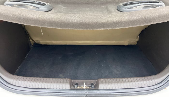 2010 Hyundai i20 MAGNA (O) 1.2, Petrol, Manual, 61,302 km, Boot Inside