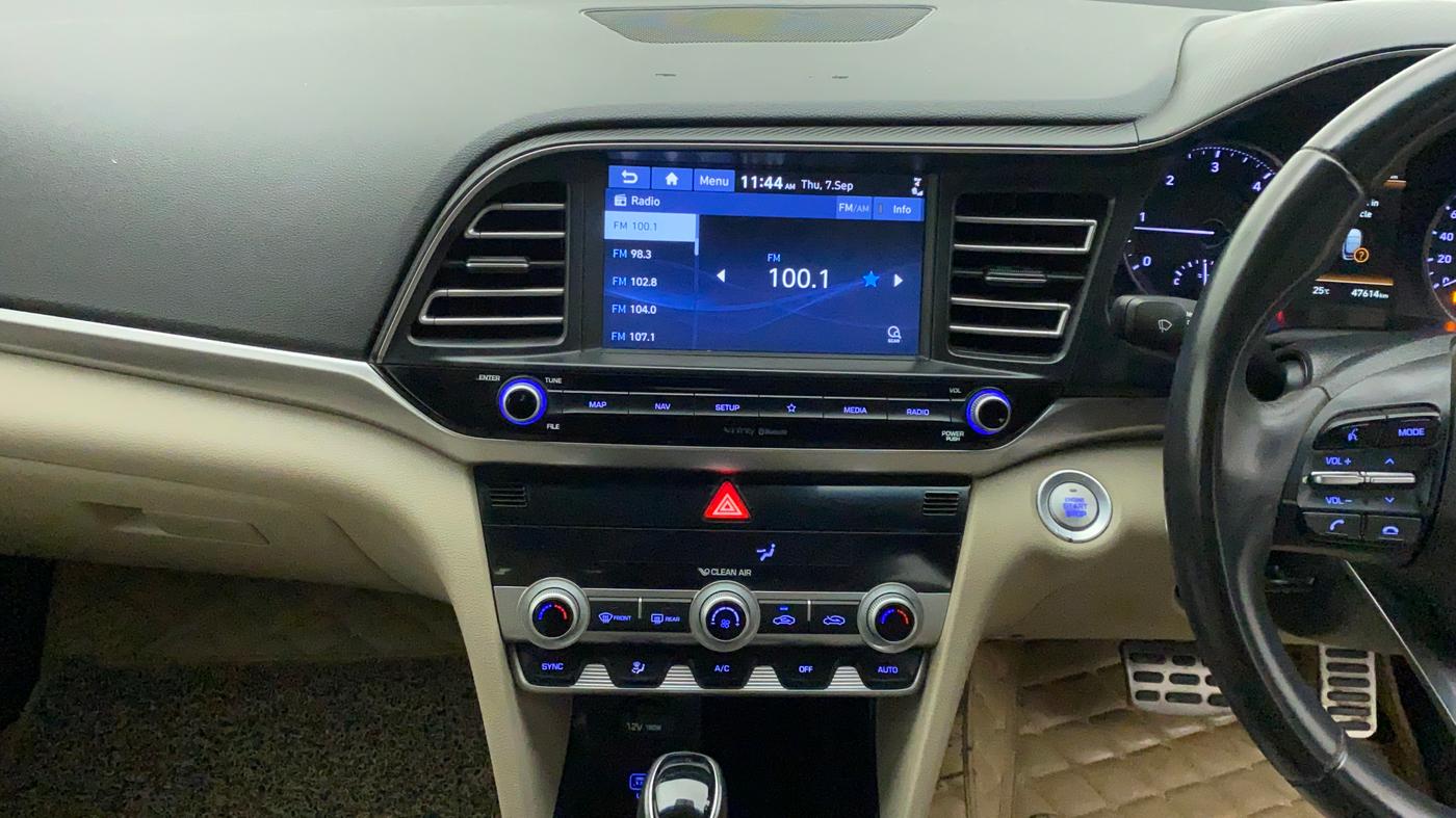 2020 Hyundai New Elantra 1.5 SX (O) AT DIESEL, Diesel, Automatic, 47,614 km, Air Conditioner