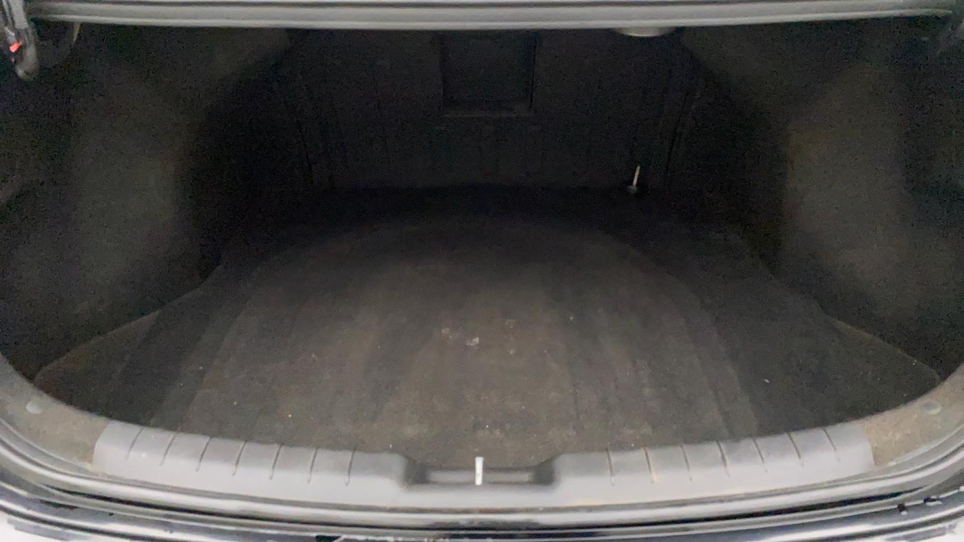 2020 Hyundai New Elantra 1.5 SX (O) AT DIESEL, Diesel, Automatic, 47,614 km, Boot Inside