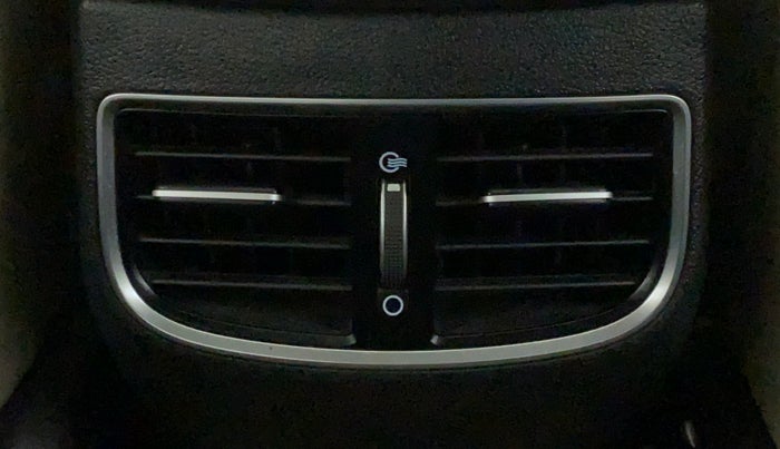 2020 Hyundai New Elantra 1.5 SX (O) AT DIESEL, Diesel, Automatic, 47,604 km, Rear AC Vents