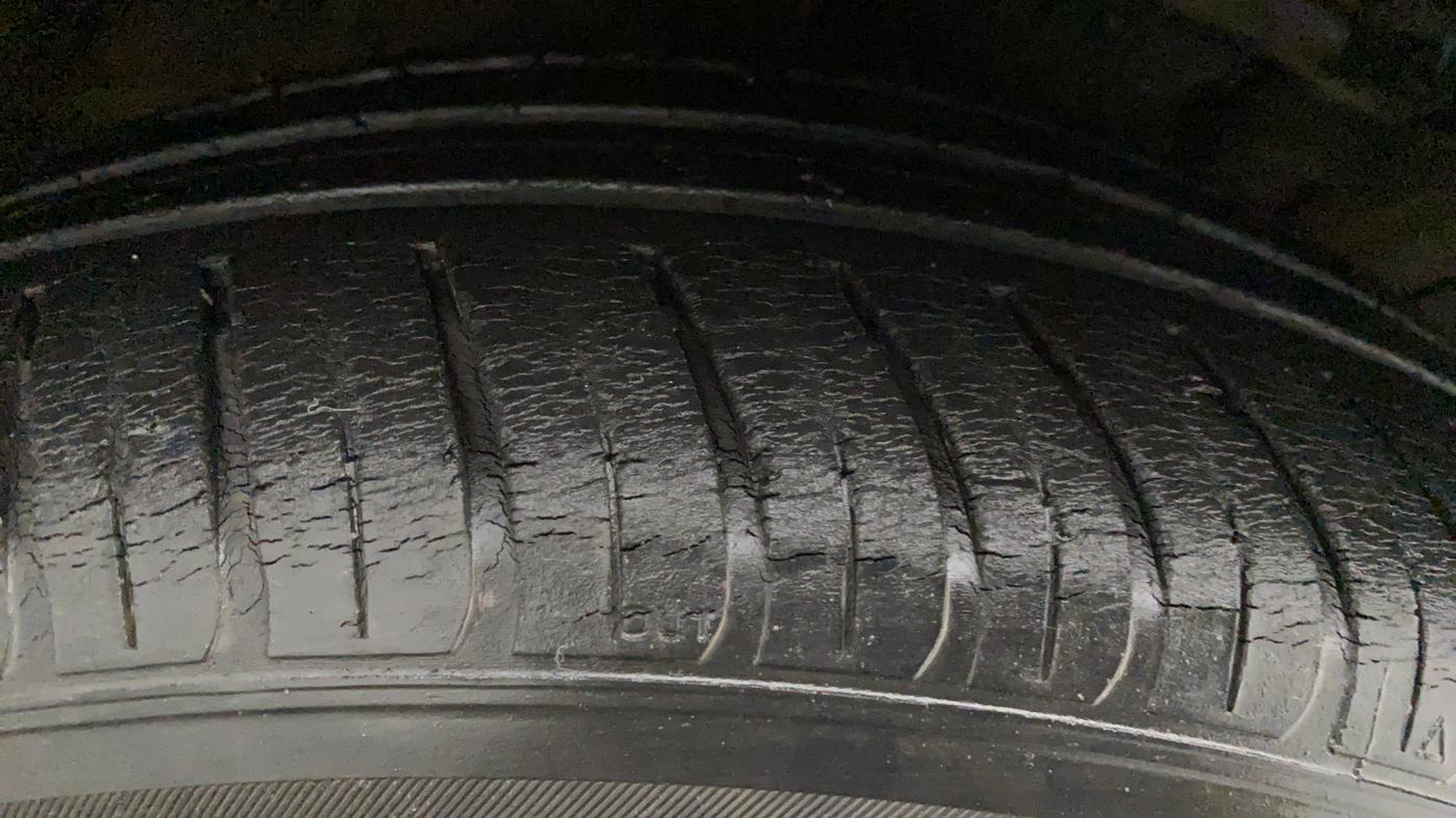 2020 Hyundai New Elantra 1.5 SX (O) AT DIESEL, Diesel, Automatic, 47,614 km, Right Rear Tyre Tread
