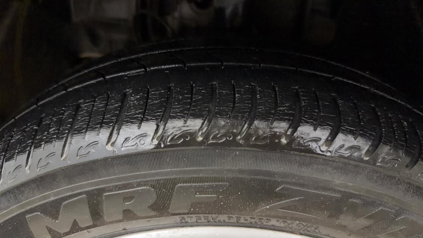 2022 Tata Tiago XE PETROL, Petrol, Manual, 27,764 km, Left Rear Tyre Tread