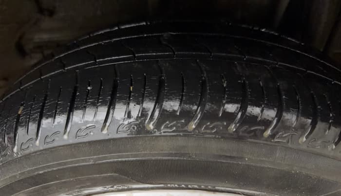 2022 Tata Tiago XE PETROL, Petrol, Manual, 27,764 km, Left Front Tyre Tread