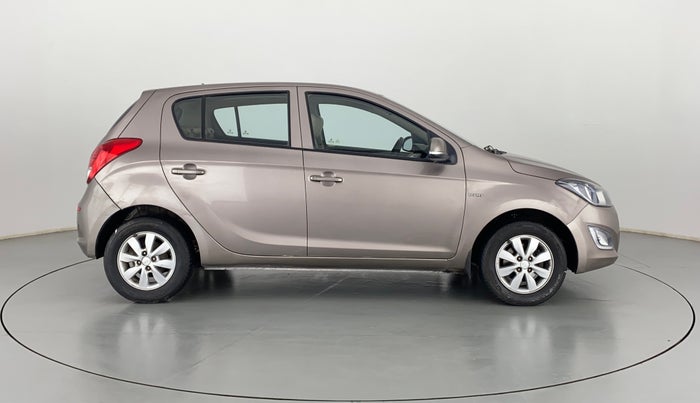 2014 Hyundai i20 SPORTZ 1.2, Petrol, Manual, 30,833 km, Right Side View