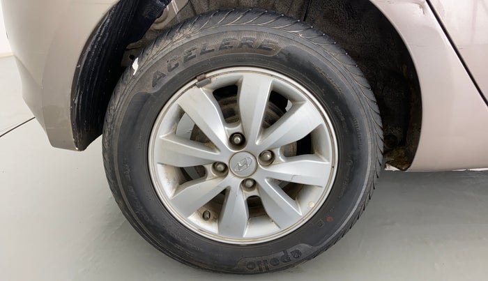 2014 Hyundai i20 SPORTZ 1.2, Petrol, Manual, 30,833 km, Right Rear Wheel