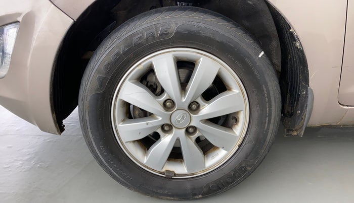 2014 Hyundai i20 SPORTZ 1.2, Petrol, Manual, 30,833 km, Left Front Wheel