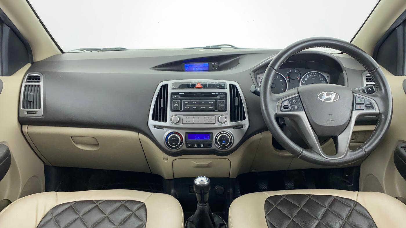 2014 Hyundai i20 SPORTZ 1.2, Petrol, Manual, 30,833 km, Dashboard