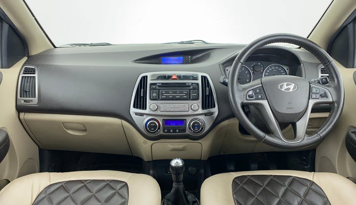 2014 Hyundai i20 SPORTZ 1.2, Petrol, Manual, 30,833 km, Dashboard