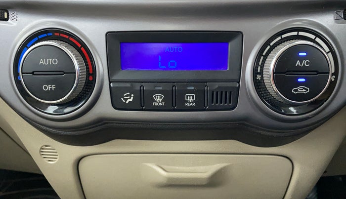 2014 Hyundai i20 SPORTZ 1.2, Petrol, Manual, 30,833 km, Automatic Climate Control