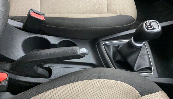 2015 Hyundai Elite i20 ASTA 1.2, Petrol, Manual, 38,667 km, Gear Lever