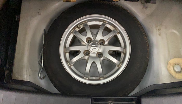 2013 Maruti Swift VXI, Petrol, Manual, 79,274 km, Spare Tyre
