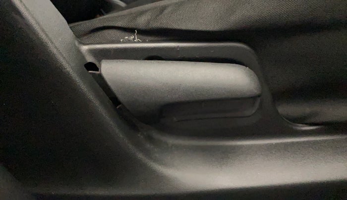 2013 Maruti Swift VXI, Petrol, Manual, 79,274 km, Driver Side Adjustment Panel