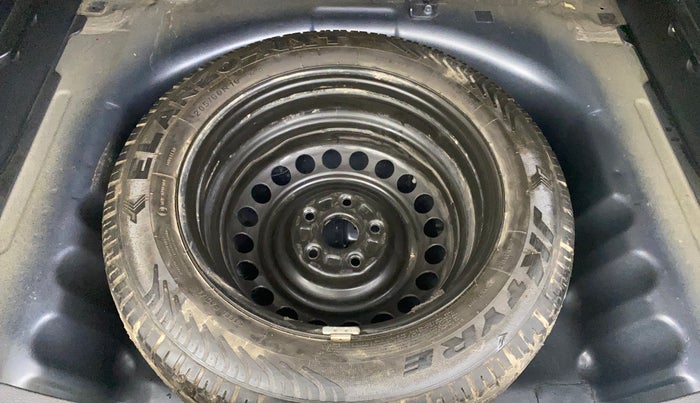 2016 Maruti S Cross ZETA 1.3, Diesel, Manual, 1,11,047 km, Spare Tyre