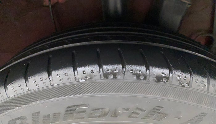 2014 Hyundai Xcent SX AT 1.2 (O), Petrol, Automatic, 99,948 km, Left Rear Tyre Tread