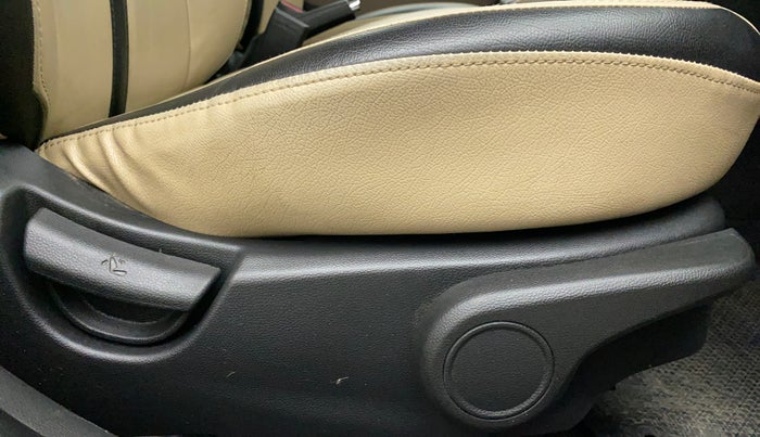 2014 Hyundai Xcent SX AT 1.2 (O), Petrol, Automatic, 99,948 km, Driver Side Adjustment Panel