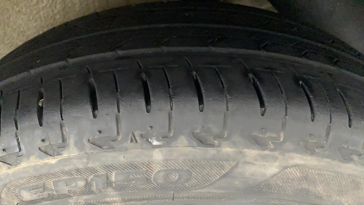 2019 Maruti IGNIS ALPHA 1.2 AMT, Petrol, Automatic, 19,259 km, Left Rear Tyre Tread