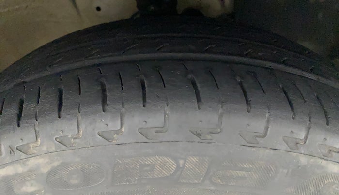 2019 Maruti IGNIS ALPHA 1.2 AMT, Petrol, Automatic, 19,259 km, Right Front Tyre Tread