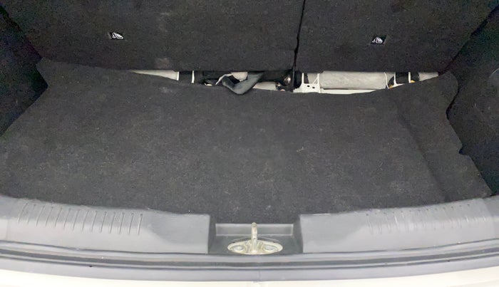 2019 Maruti IGNIS ALPHA 1.2 AMT, Petrol, Automatic, 19,259 km, Boot Inside