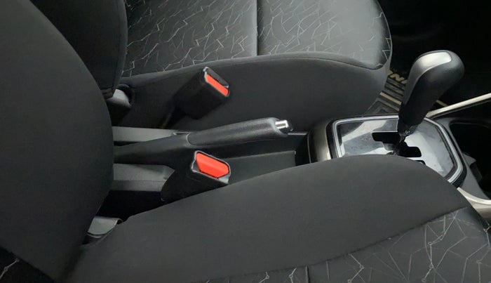 2019 Maruti IGNIS ALPHA 1.2 AMT, Petrol, Automatic, 19,259 km, Gear Lever