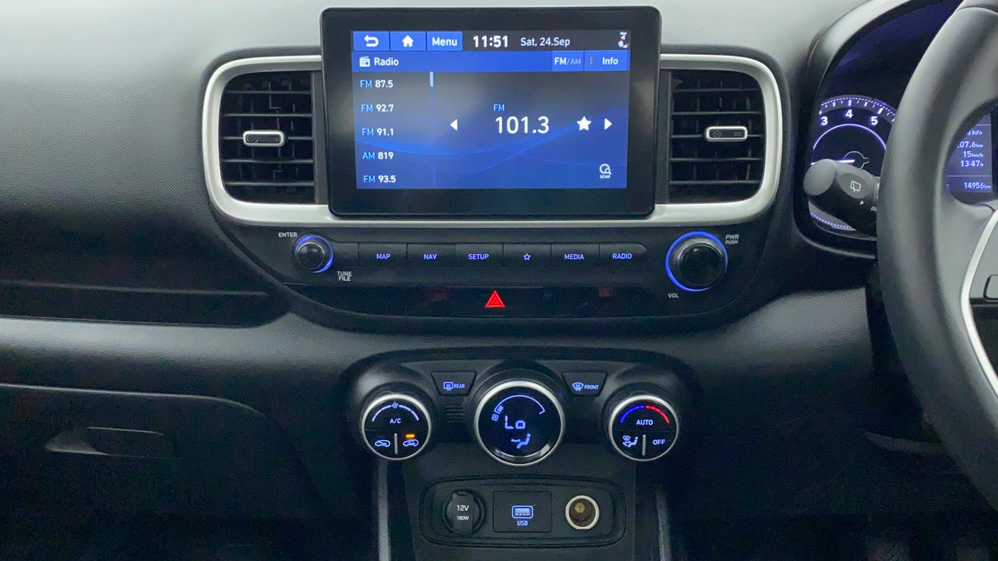 2020 Hyundai VENUE 1.0 turbo GDI IMT SX O, Petrol, Manual, 15,030 km, Air Conditioner