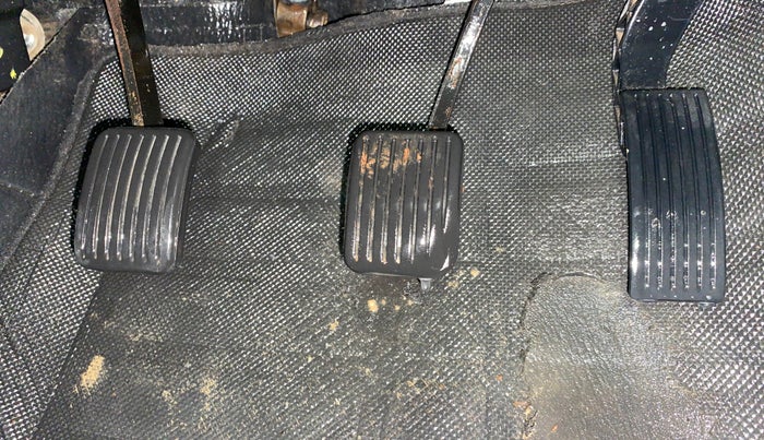 2014 Hyundai Xcent S 1.2, Petrol, Manual, 98,800 km, Pedals