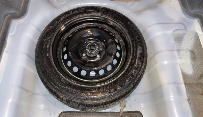 2014 Hyundai Xcent S 1.2, Petrol, Manual, 98,800 km, Spare Tyre