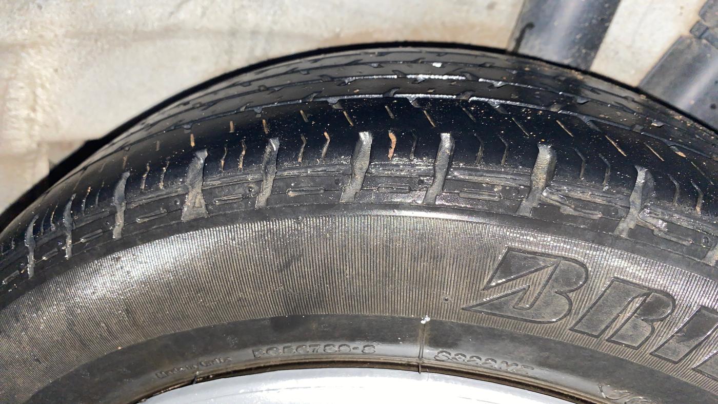 2014 Hyundai Xcent S 1.2, Petrol, Manual, 98,826 km, Left Rear Tyre Tread