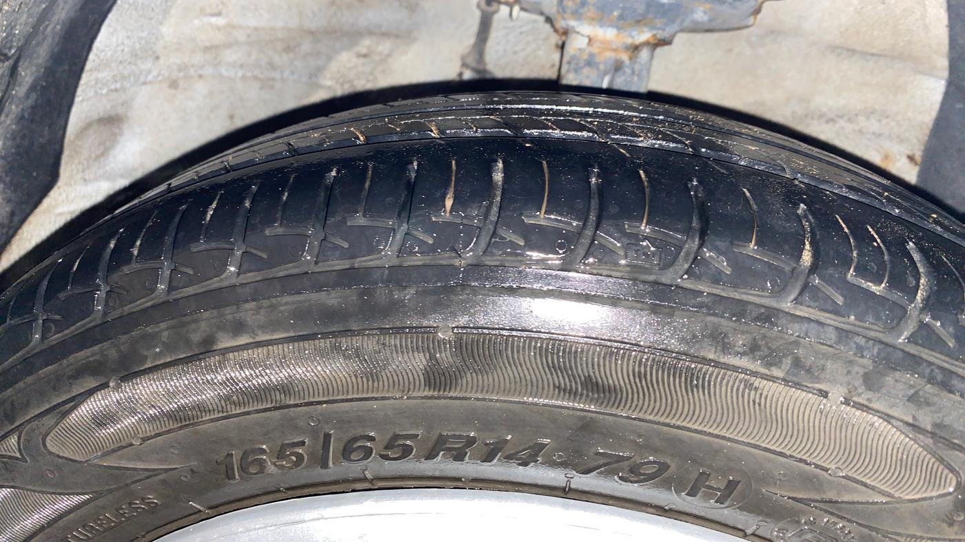 2014 Hyundai Xcent S 1.2, Petrol, Manual, 98,826 km, Right Front Tyre Tread