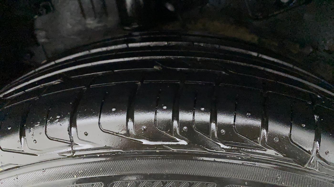 2021 Tata NEXON XZA PLUS SUNROOF PETROL, Petrol, Automatic, 9,473 km, Right Rear Tyre Tread