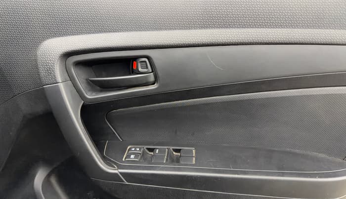 2021 Maruti Vitara Brezza LXI, Petrol, Manual, 28,727 km, Driver Side Door Panels Control