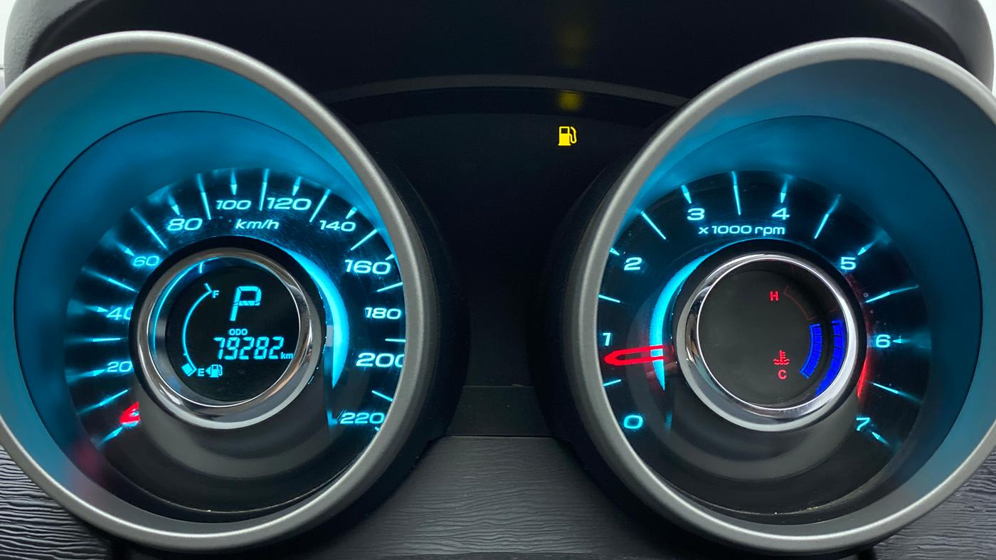 2017 Mahindra XUV500 W10 AT, Diesel, Automatic, 79,656 km, Odometer Image