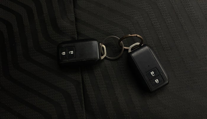 2018 Maruti Swift ZXI AMT, Petrol, Automatic, 92,888 km, Key Close Up