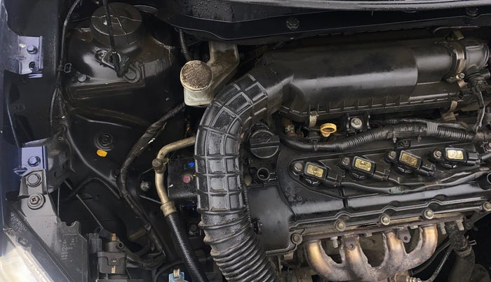 2018 Maruti Swift ZXI AMT, Petrol, Automatic, 92,888 km, Engine View - Right