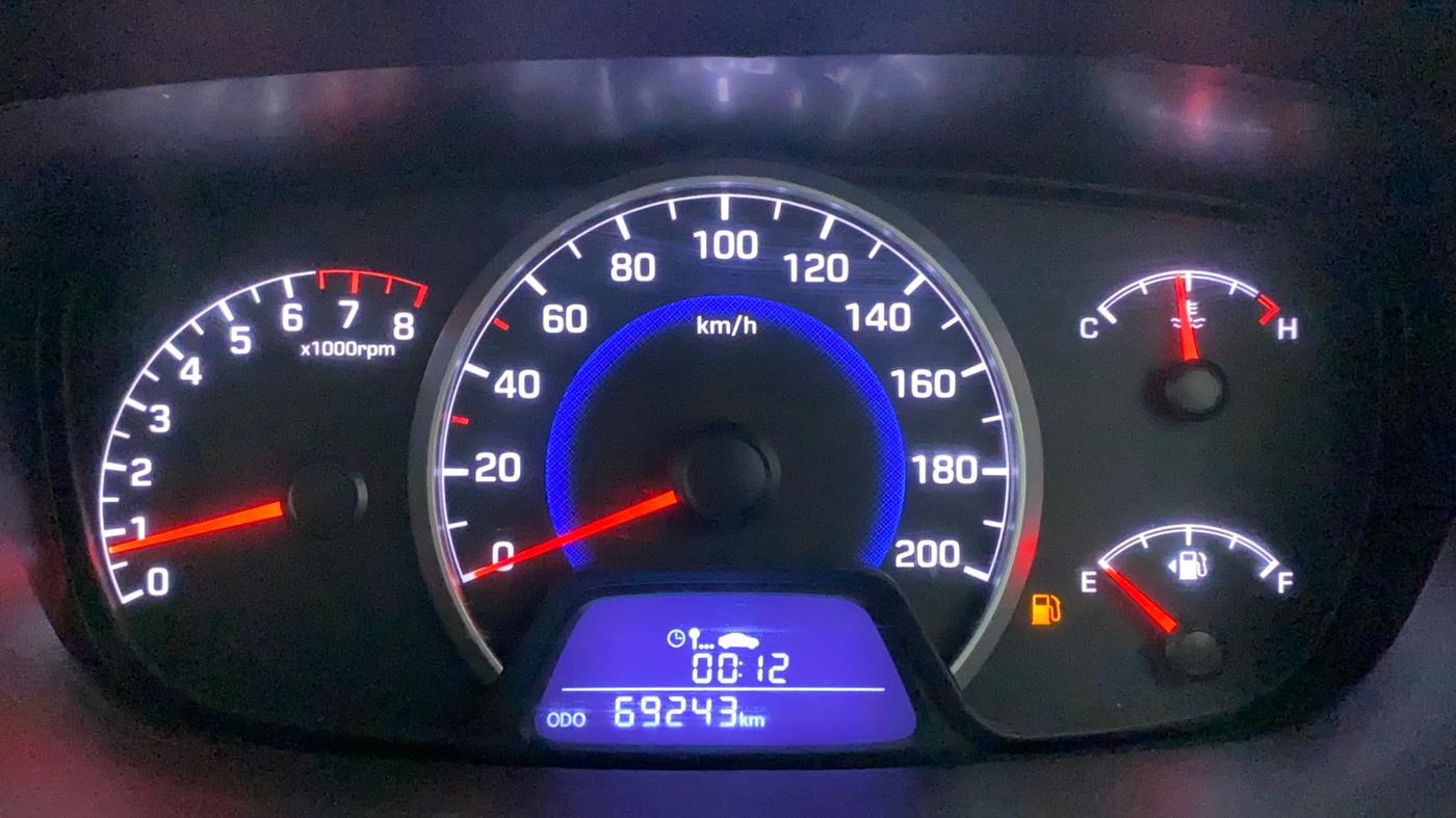 2016 Hyundai Grand i10 SPORTZ 1.2 KAPPA VTVT, Petrol, Manual, 69,302 km, Odometer Image